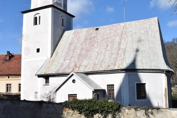 Kaczorów Kościół